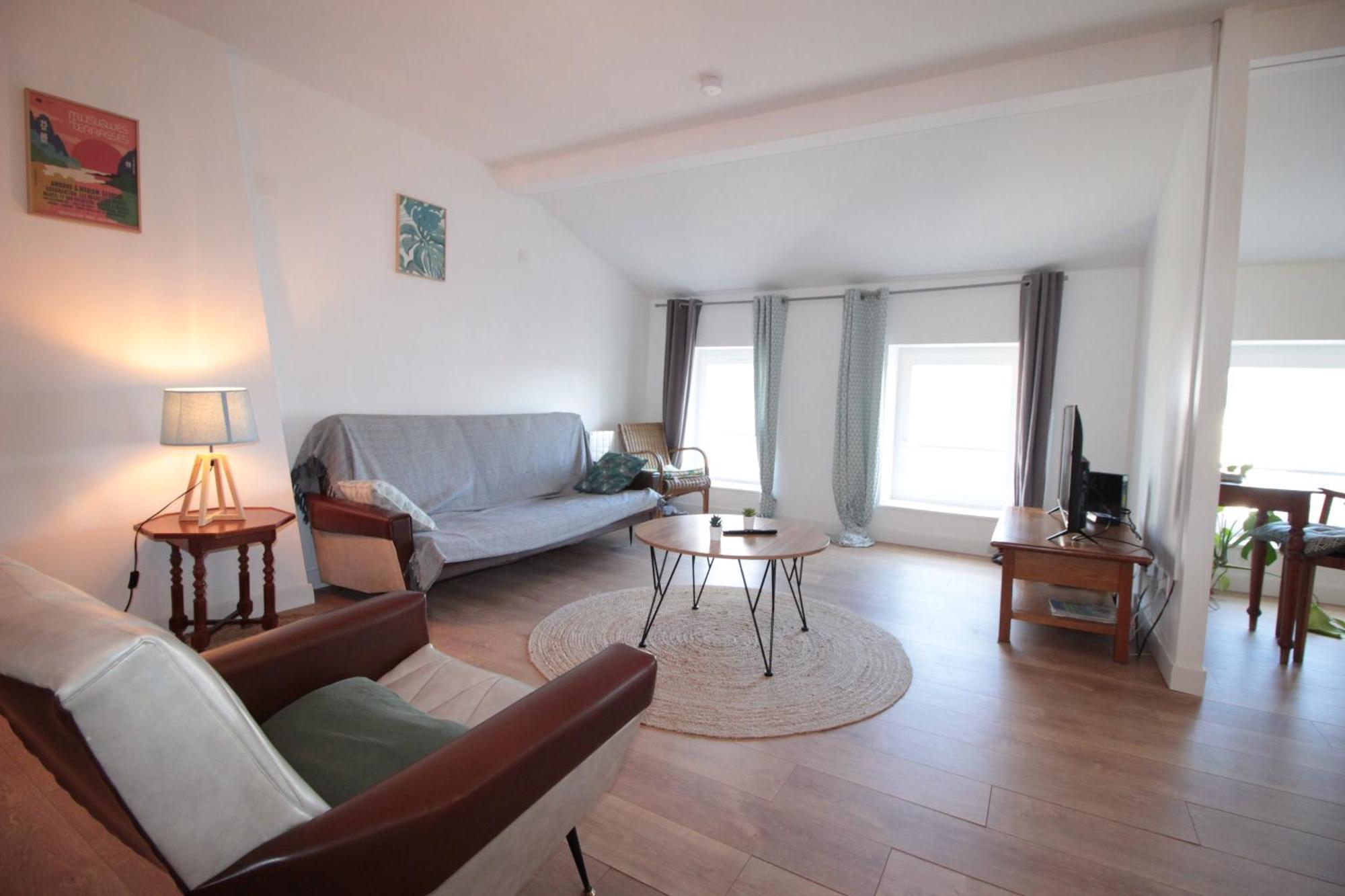 Logement Neuf "Meuse" - Hyper Centre - Parking Proche - Proche Gare - 4 Chambres - Terrasse Couverte - Wifi ! Gere Par Prestazen'Services Βερντέν Εξωτερικό φωτογραφία