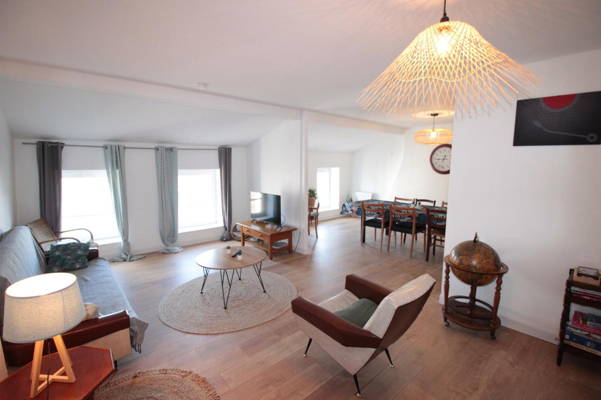 Logement Neuf "Meuse" - Hyper Centre - Parking Proche - Proche Gare - 4 Chambres - Terrasse Couverte - Wifi ! Gere Par Prestazen'Services Βερντέν Εξωτερικό φωτογραφία