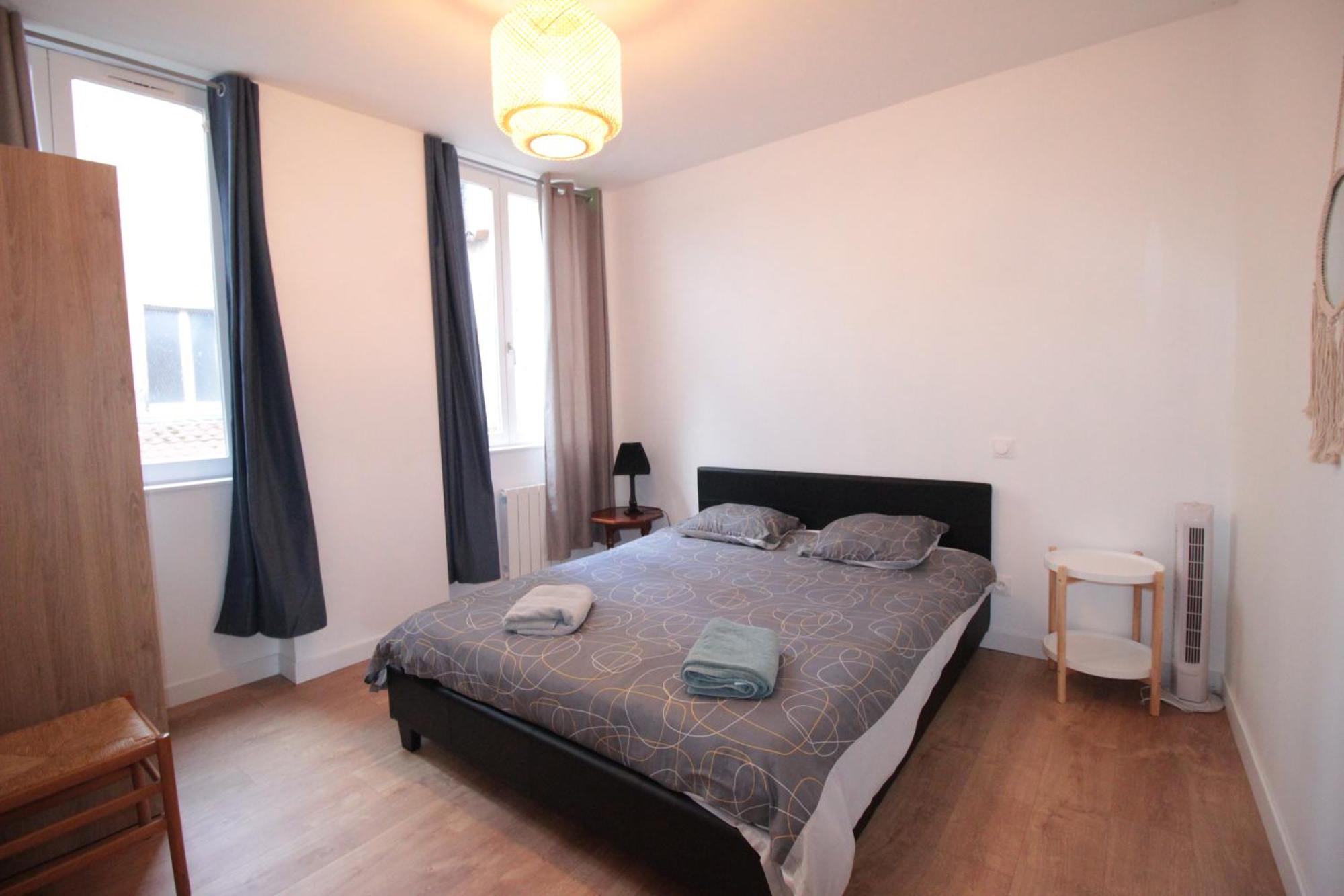 Logement Neuf "Meuse" - Hyper Centre - Parking Proche - Proche Gare - 4 Chambres - Terrasse Couverte - Wifi ! Gere Par Prestazen'Services Βερντέν Εξωτερικό φωτογραφία