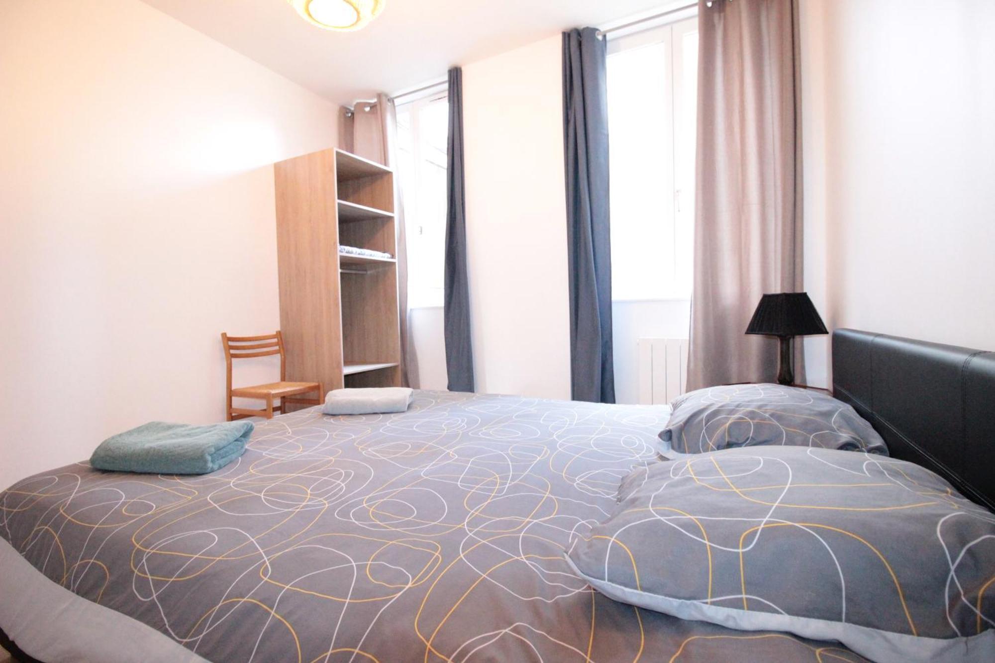 Logement Neuf "Meuse" - Hyper Centre - Parking Proche - Proche Gare - 4 Chambres - Terrasse Couverte - Wifi ! Gere Par Prestazen'Services Βερντέν Εξωτερικό φωτογραφία